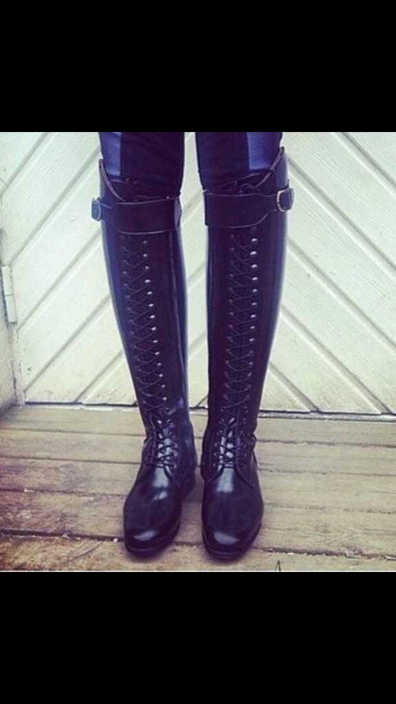 celeris boots canada