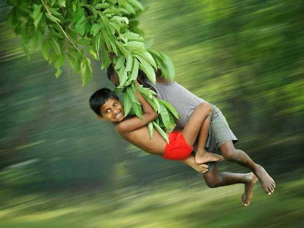 Gabriele_Corno's tweet photo. Swing.... #indonesia http://t.co/AKrGwut1un
