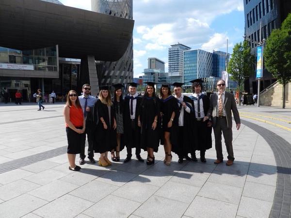 ferranski's tweet photo. @__Par @Micawoodx @kevcoolt @JamieZvik @DanielCookney @MrRoyC @CherieLouisee #graduation http://t.co/eUJRrRzX5J