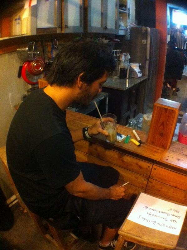 Seruput terus bang @eno_gitara 😄 mari yg mau merapat kesini..!!!