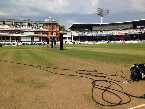 HomeOfCricket's tweet photo. The covers are off and the pitch is once again the centre of attention this morning. How will it play? #EngvInd http://t.co/od8wXtRW3z