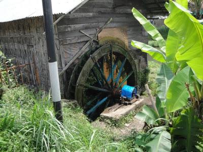 kincia aia nan di pasa rabaa klo ndak salah RT @AwakCiek: min ko dima kok yoo <a href="/AnakPdPanjang/">Anak Padangpanjang</a>