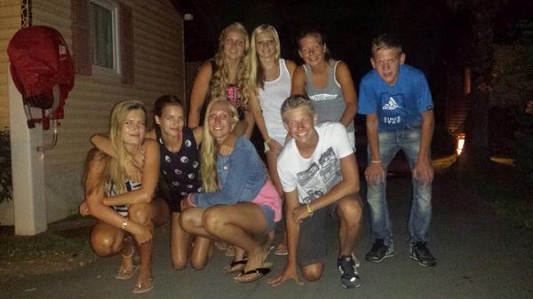 Daniiqueeex's tweet photo. Ik heb echt een top vakantie ❤️. http://t.co/CrKMe4pjKf