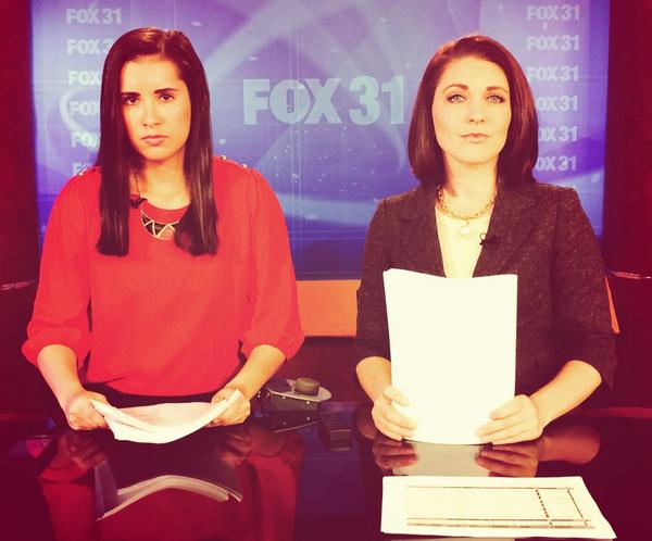 KMDAmbrosio's tweet image. Kickin it old school this morning. Technology has failed us. @SashaWFXL #liveonfox31 #paperscript