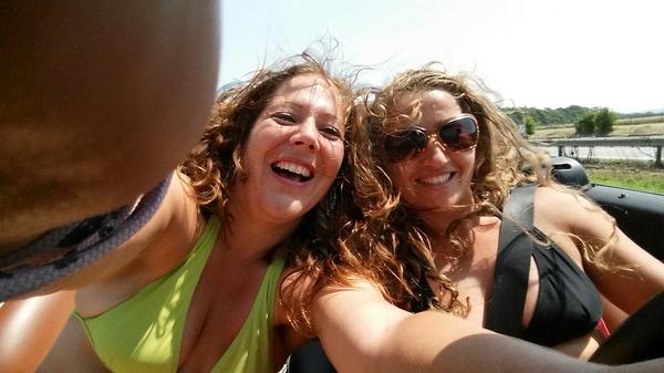 crossbitsjes's tweet image. Cabrio van 500 per maand helemaal zo slecht niet#lekkerwildkapselvoordeparty#carbagerun