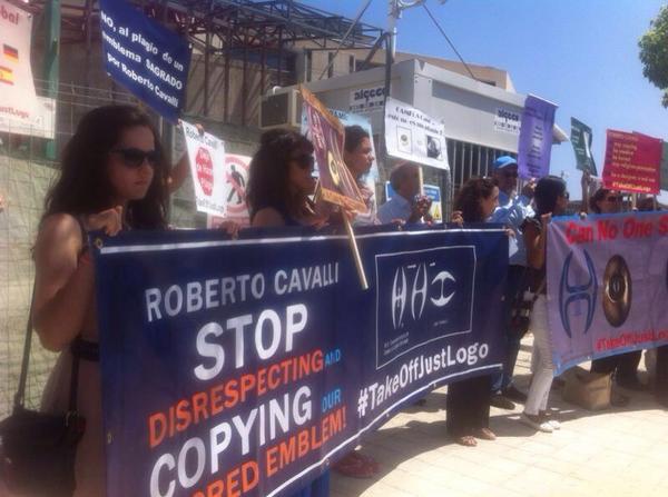 BehnamBenni's tweet photo. #TakeOffJustLogo alcante-Spain http://t.co/dJI6RCgcHv