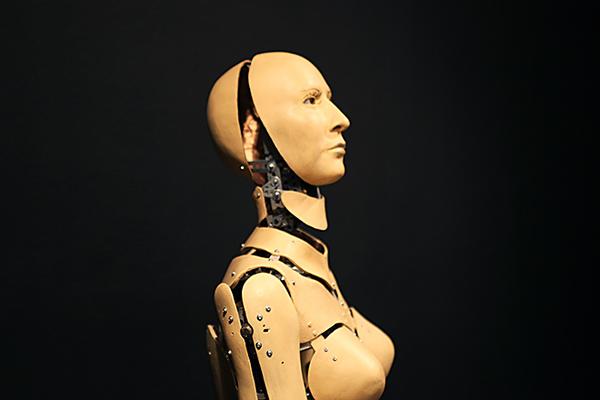 MarkusZondler's tweet image. The moral hazards and legal conundrums of our #robot-filled #future buff.ly/1tZ8k4o via @brett7three