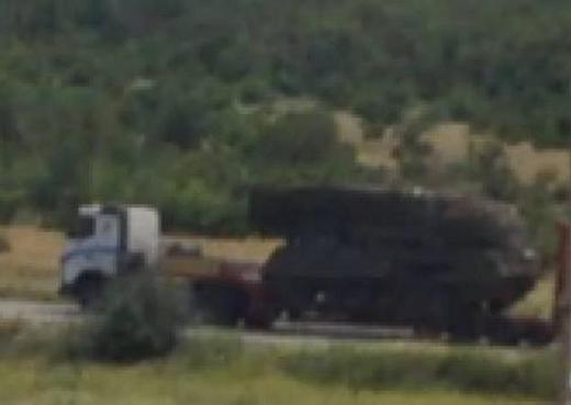 Bs0llI5CQAE-F9N.jpg:large