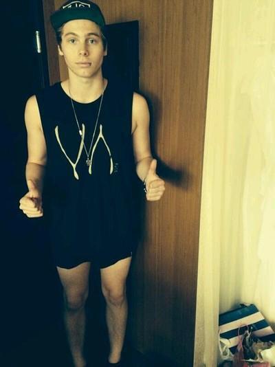 ncpples's tweet image. hEY GIRL I'M WAITING FOR YA, I'M WAITING FOR YA!1!1