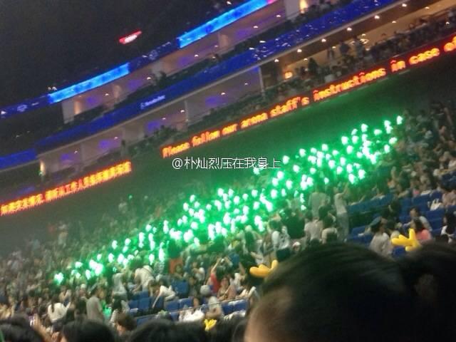 Bs0spX_CYAA35DK.jpg:large