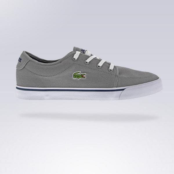 lacoste shoes foot locker