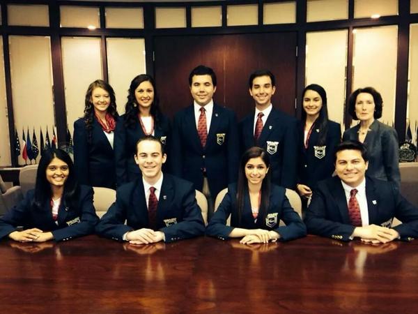 NatFBLAWRVP's tweet photo. Official photo of the 2014-2015 National Officer Team! #FBLA #WRFBLA http://t.co/xQ0cKchqhQ