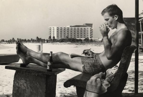 HistoryInPics's tweet image. Happy Birthday to Hunter S. Thompson, who would've been 75 years old today.