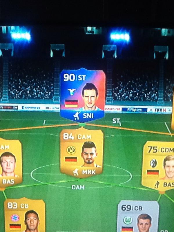 DomPlaysFifa's tweet photo. 90 KLOSE PINKSLIPS 
USE THE #2KLOSE2CALL 
Don't tweet me! 
RT THIS TWEET 
1-500 GL http://t.co/hMbJjE0swK