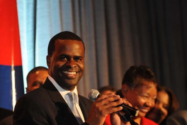 AtlBizChron's tweet image. Mayor @KasimReed to @Braves: When you leaving? bizj.us/zbq5j #BravesMove #MLB