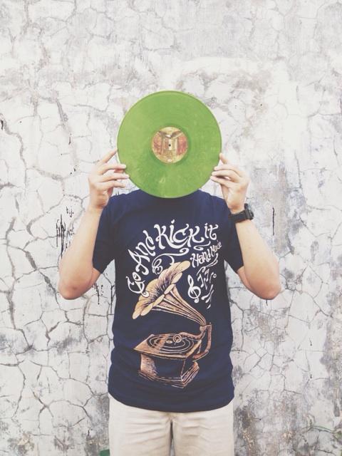 Overhandcloth tweet media