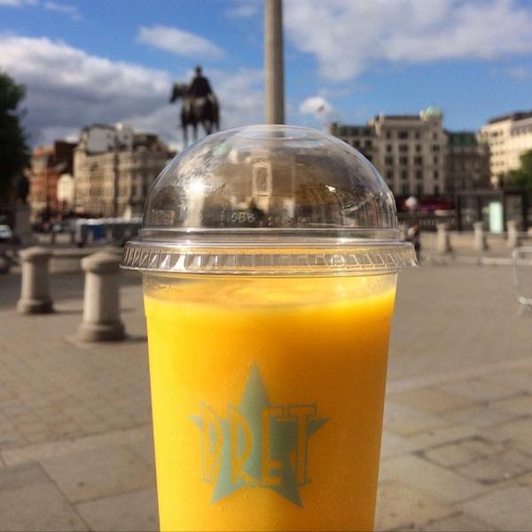 Pret's tweet photo. Say FRUITY at the till for a free smoothie til 4pm. First come, first served! http://t.co/EBnapSdxh8 #SmoothieFridays http://t.co/EFFCMyWEiV