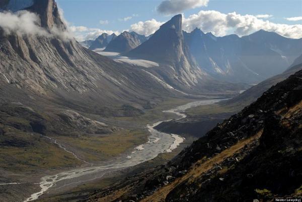 HilaryKingston's tweet photo. Mount Thor, Baffin Island, #Nunavut, #Canada. #MountThor #BaffinIsland http://t.co/RU1V1ZuN2L