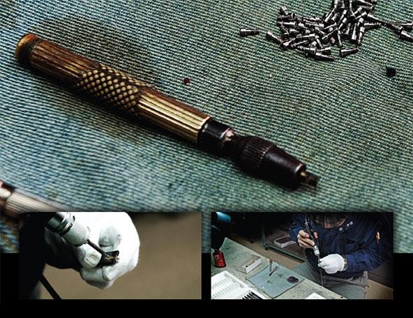 ditaeyewear's tweet photo. Using unique hex-head screws custom made for DITA, each hinge is individually set into the temple. #BehindTheFrames http://t.co/vo4AI2U172