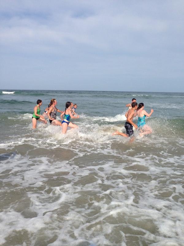 BFT beach workouts #NoDaysOff #LadderDrills #TuckJumps #LineJumps #WaterConditioning