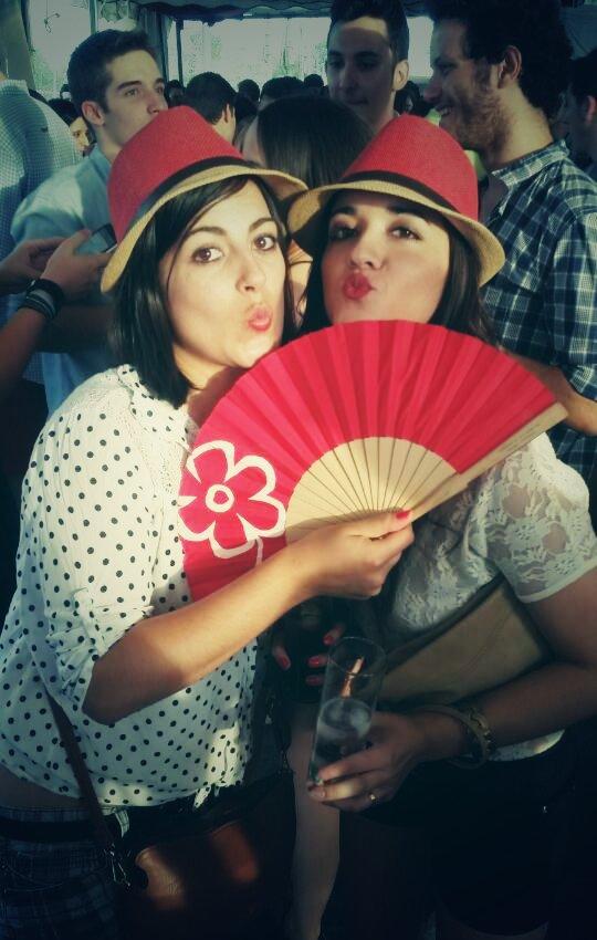 AzaharaPlegue's tweet photo. Com ganas de verte!!!! @ChonitaPor http://t.co/PuO1Dfo9xT