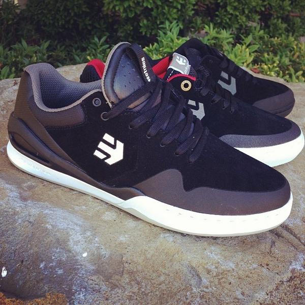 etnies marana bloodline