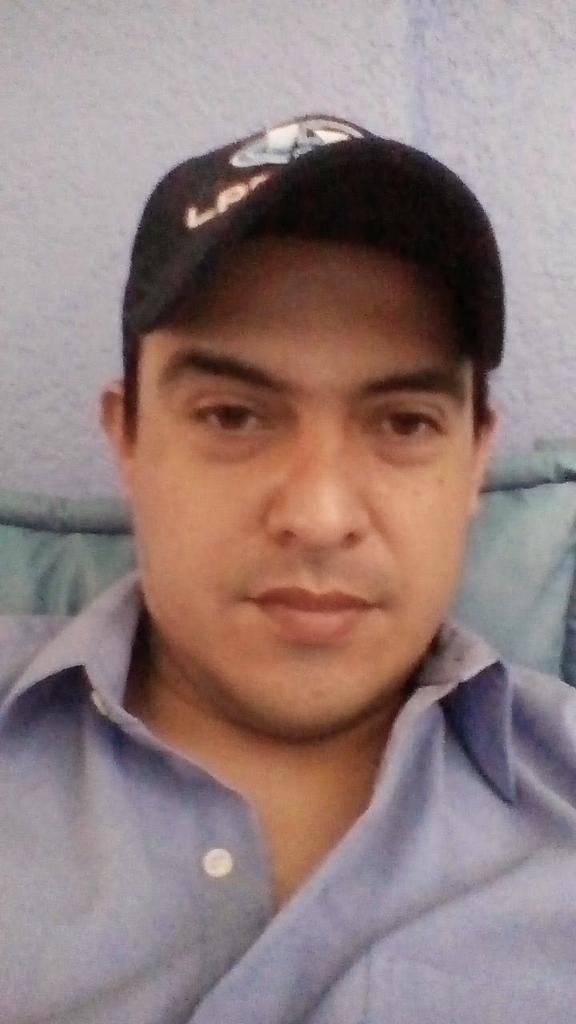 misc29's tweet image. Posando