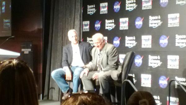 bjohnnystemler's tweet image. Just a normal day at the office! Listening to Buzz Aldrin @intrepidmuseum #spacesciencefestival w @Astro_Mike