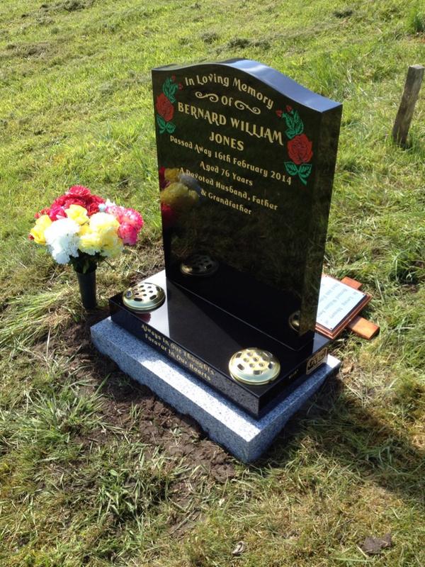 griffith_mems's tweet image. All polished black ogee lawn.