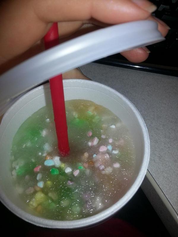 PateEmily's tweet photo. Happiness in a cup. http://t.co/jXE00ogZZg