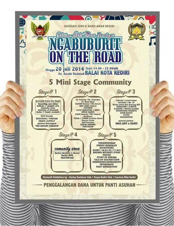 Kediri bersedekah masal..<a href="/OfficialVoices/">Voices (Official)</a> <a href="/EWSofficial_/">Ending without story</a> @HatestrokeMetal <a href="/Promosi_Indie/">IG: PromoMusikIndie</a> <a href="/Yennodirgantara/">Yenno Dirgantara P.</a> <a href="/Ulfamerdeka/">ULFAMERDEKA</a>