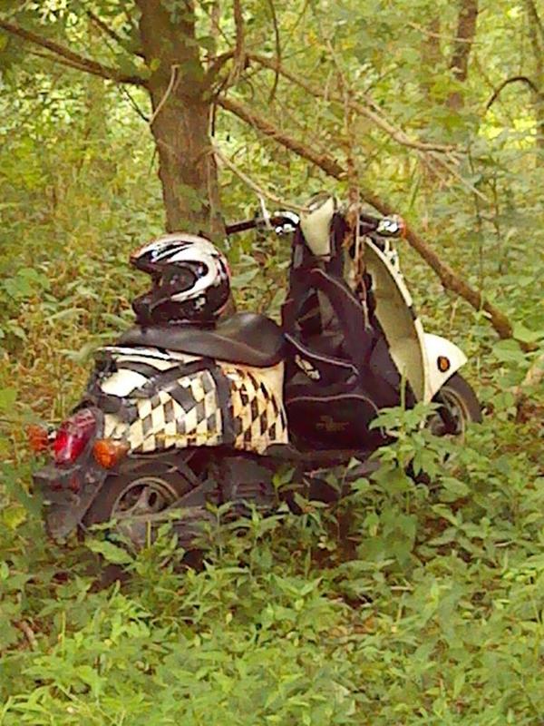 flyertizing2's tweet image. Biggest store in the world and the don't have cameras by their break area where my bike was parked. Past tense WAS.