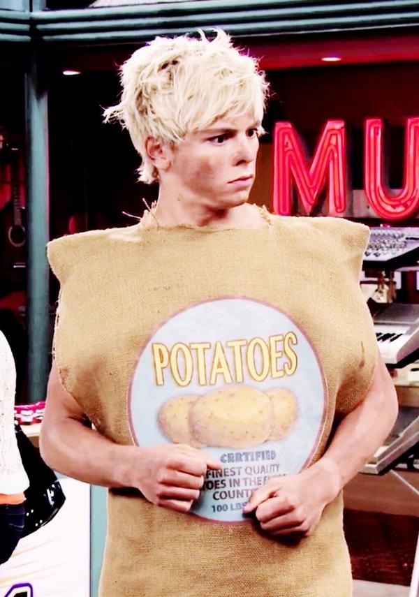 Totally rocked that!

“<a href="/MaiaxMitcheII/">Maia.</a>: This is interesting, let's chat about this <a href="/_rcssR5/">Ross</a> ”