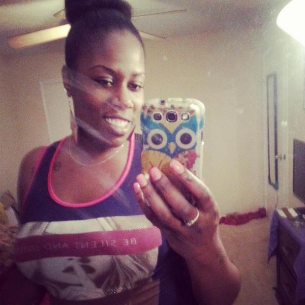 Urfavdimples's tweet image. Always have a smile...lifes to short