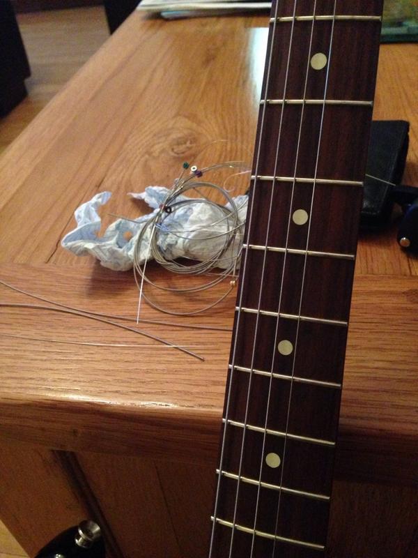 officialpbpband's tweet photo. New strings for tomorrow night @NonZerosVenue with @CopperLungs and more awesome bands!! http://t.co/GLd9BNPQsg
