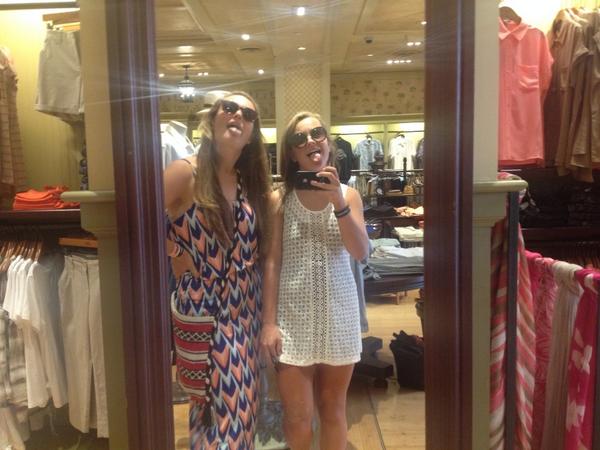 maccfreddd's tweet photo. #kardashianstatus #kourtneyandkhloetakevirginia #highclassass http://t.co/oaAOSKuTw1