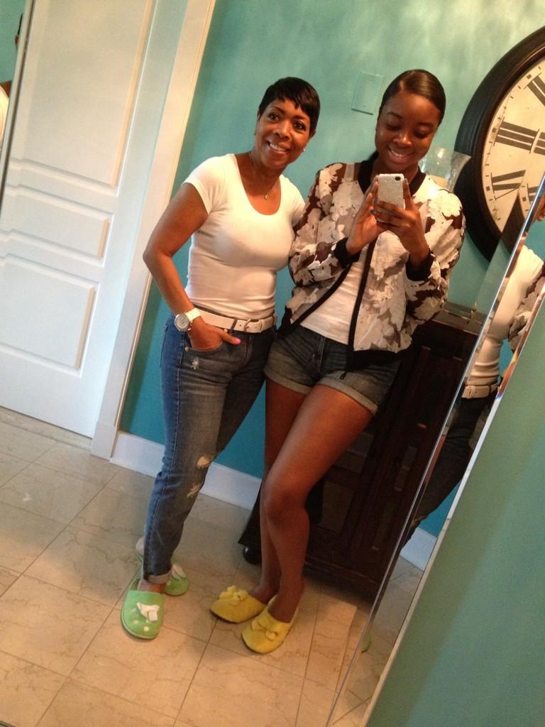 ATRUE10 on Twitter: ““@mygirlshirley: #Usie #Selfie #Whatever with