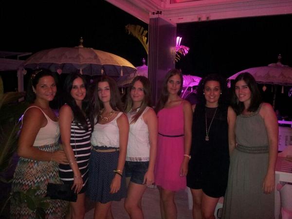 rakel_b90's tweet photo. @Elen_sanchez @susis_ram @Nurita_90 @arantxaaa24 @raquelcamachomi @cuetosoto http://t.co/F4tHgPGGFp
