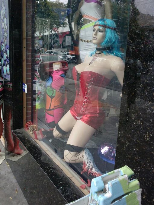 New look for Bianca (@ P-KOK Planet) http://t.co/5HjrkVwyvv http://t.co/WuGVmzCL0K<a href="/tag/sex"class="tags"><span>#sex</span></a>