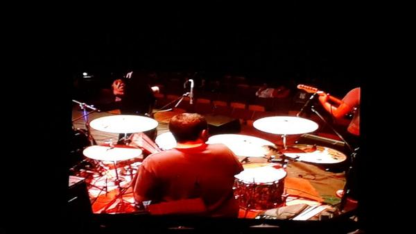 Edgar Chamorro haciendo de las suyas con los FULLSIN en el <a href="/OsunuFestival/">Osunu Festival</a> 2014