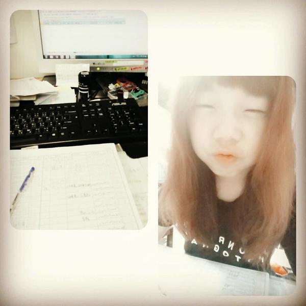 BaekCandy92's tweet photo. 오늘은 당직데이..ㅜㅡㅜ 혼자 회계실에서 휴대폰이 사용할 수있어서..다행이다 ㅋㅋㅋ http://t.co/ok7MW9cbhh