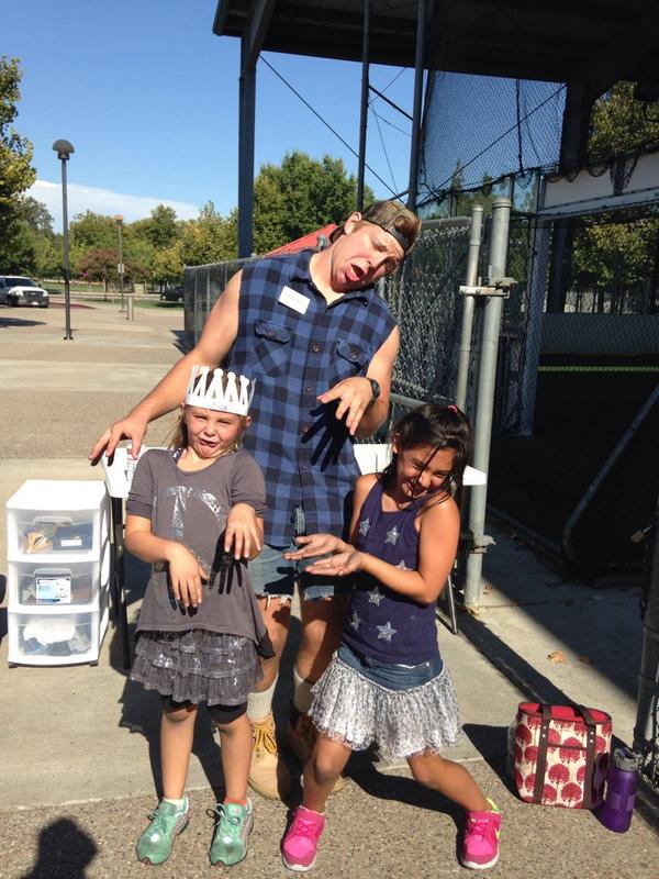 Bubba_Shoots's tweet image. Larry the cable guy and two of my favorite campers right here. #WeGetEachOther