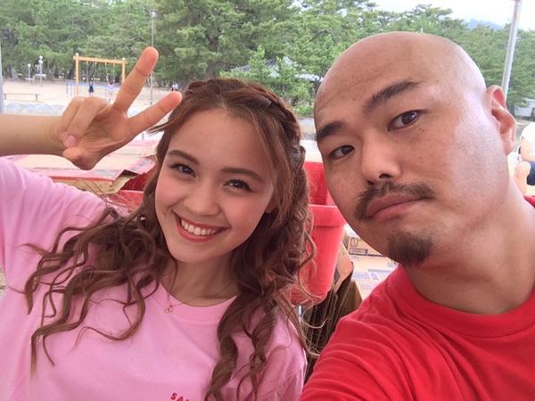 安田大サーカス クロちゃん あわわわわじゃなく ワワワワワァ Rt Amandac 1 クロちゃんと 山陽放送ビーチバレー特番で香川県 あわわわわわわわわわわわわー Http T Co B5ahjslg06 Http T Co P7ymi4thxi