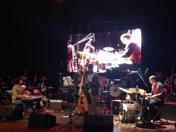 empezando luego del gran paso de Ariel Sandoval, Víctor Morel de #joajucuarteto en <a href="/OsunuFestival/">Osunu Festival</a> 2014