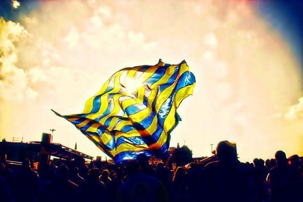 Dünya Fenerbahçe'liler günümüz kutlu olsun...