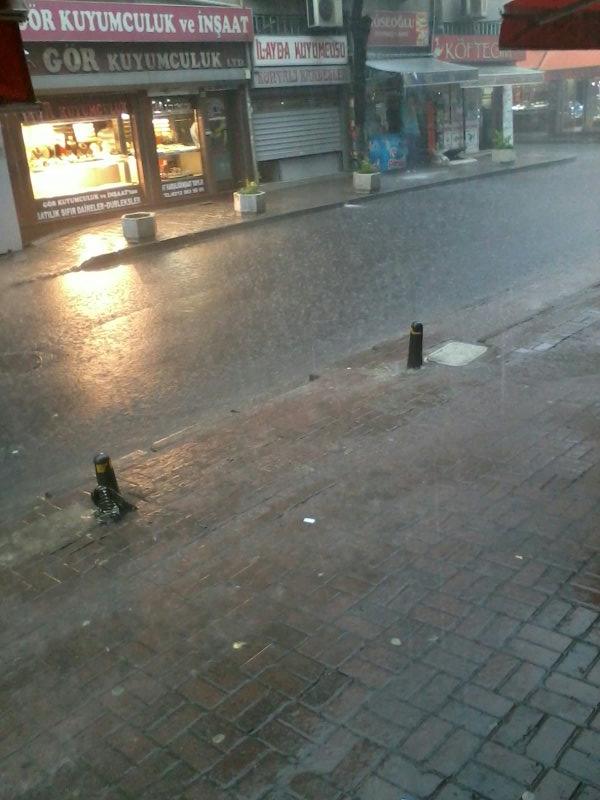 marrkette yagmuru izpeme keyff :D