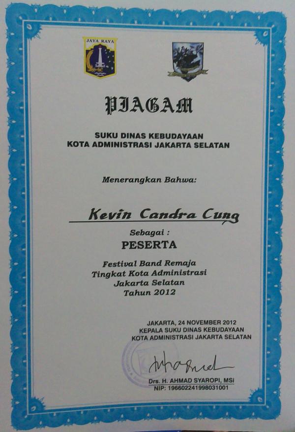 kevinchandra513's tweet photo. Piagam Penghargaan Semasa Band SMK :) http://t.co/XEi95QsRF1