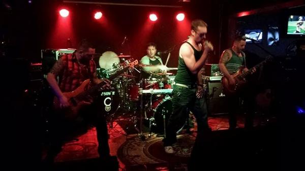 VesperaBand's tweet photo. Rockin' out at Bleachers in Bristol before Days of the New took the stage!  We had a blast!  #likerealrockstars http://t.co/ljKCnlE0o4