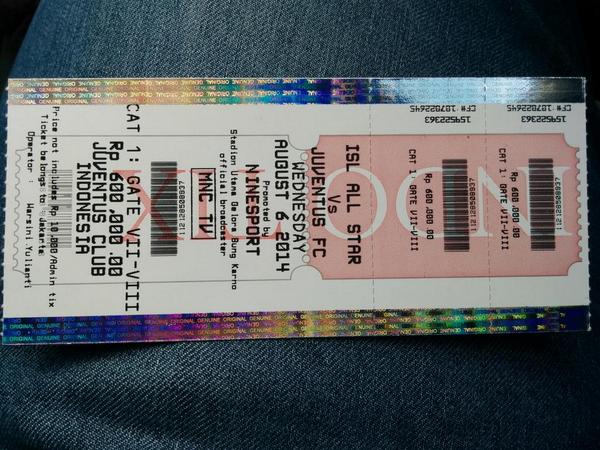 Ini tiket ku...mana tiket mu? :))