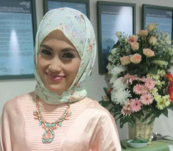 Ahhh RT @lenylovable: Om nukman cantik syariah tu spt inikah? :p
